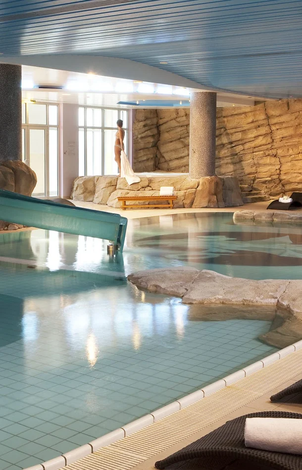 Accès Spa illimité + massage de 30mn en duo