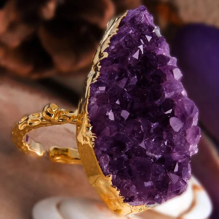 Bague – Laiton plaqué or & améthyste