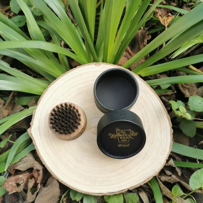 Brosse à barbe et moustache