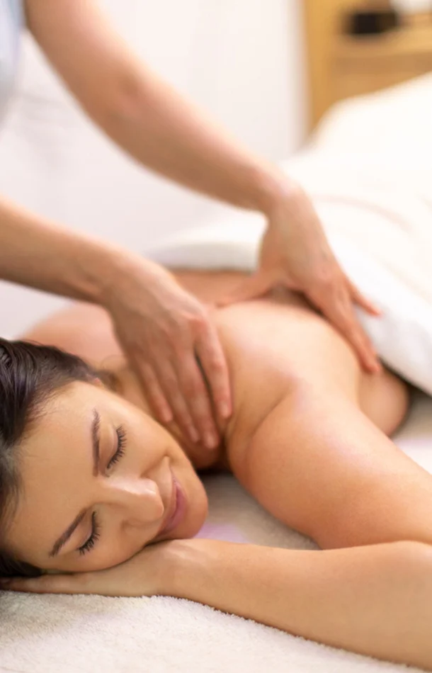 Massage du corps aux huiles chaudes 1h – EN DUO