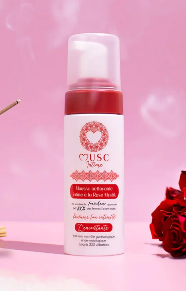 Mousse nettoyante intime – L’Envoûtante – Rose – 150 ml