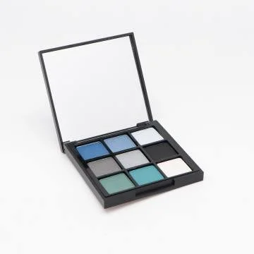 Palette D’ombres à Paupières 9 Couleurs – Winter Queen