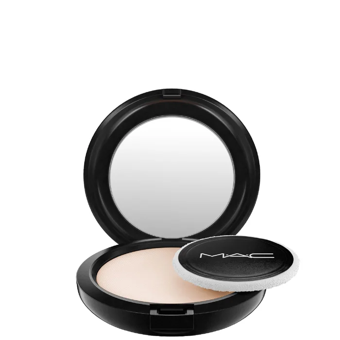 Poudre matifiante de MAC (teintes variées)