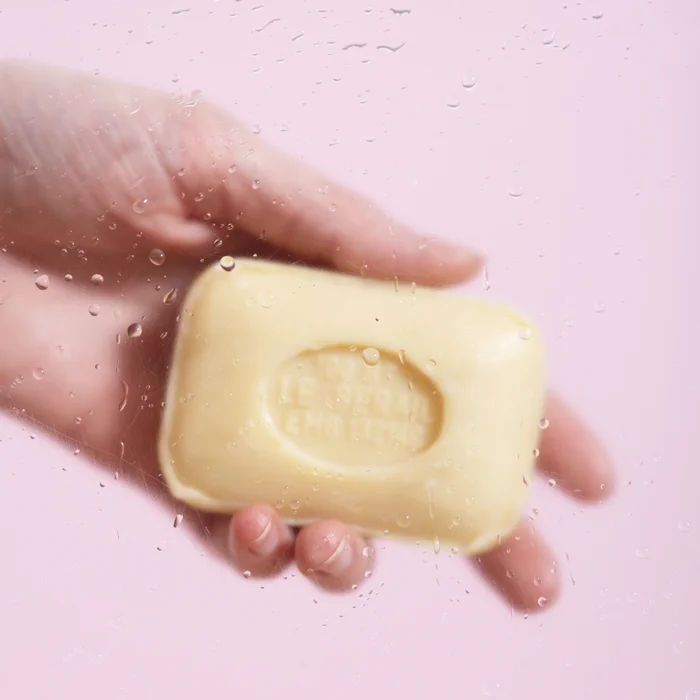 Savon de Marseille au lait de ch&egrave;vre | 100 grammes – sans emballage