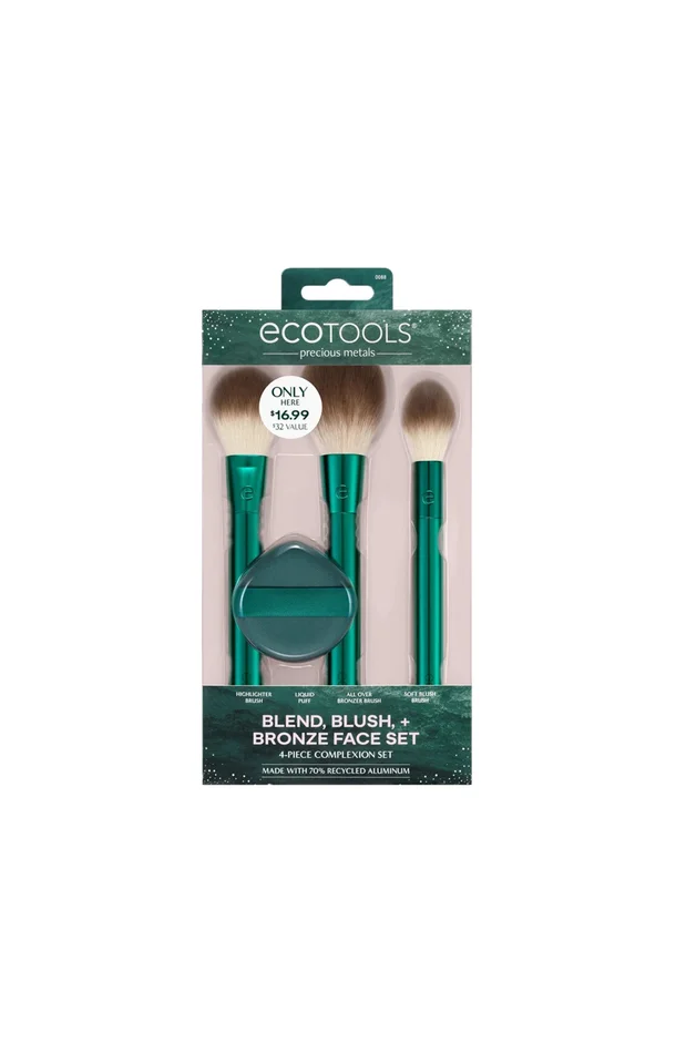 Set éponge et pinceaux – Teint – 4 pièces