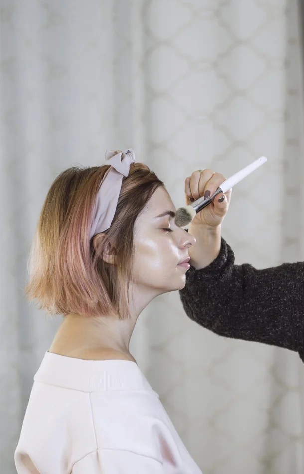 Soin visage à la fleur d’oranger et auto-maquillage en DUO – 1h30