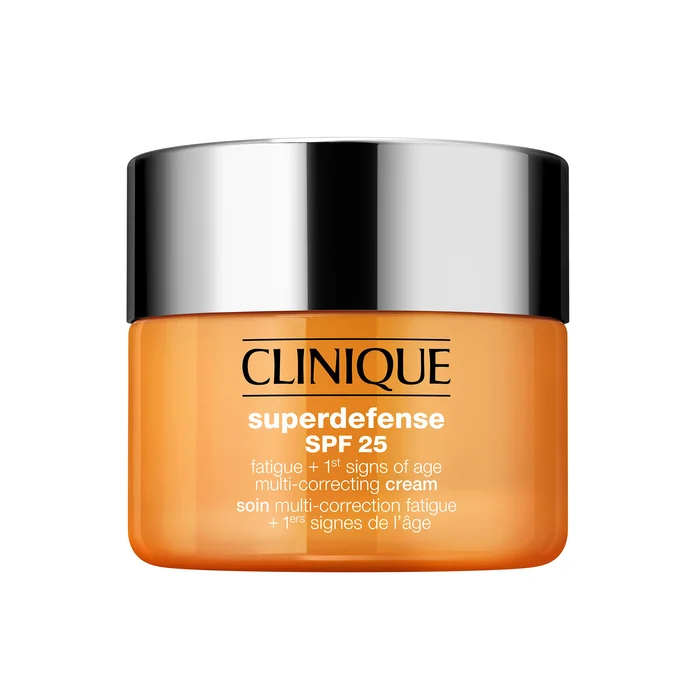 Superdefense SPF25 – Peaux Sèches à Mixtes
